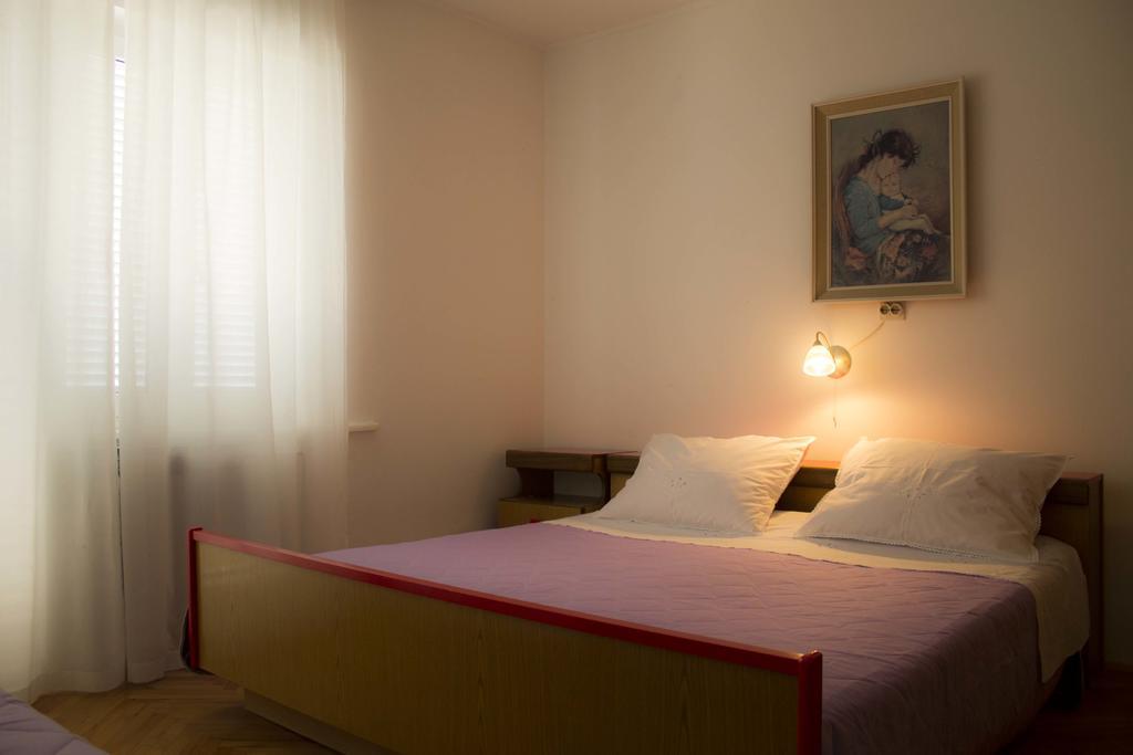 Apartment Gulic Supetarska Draga Exterior photo